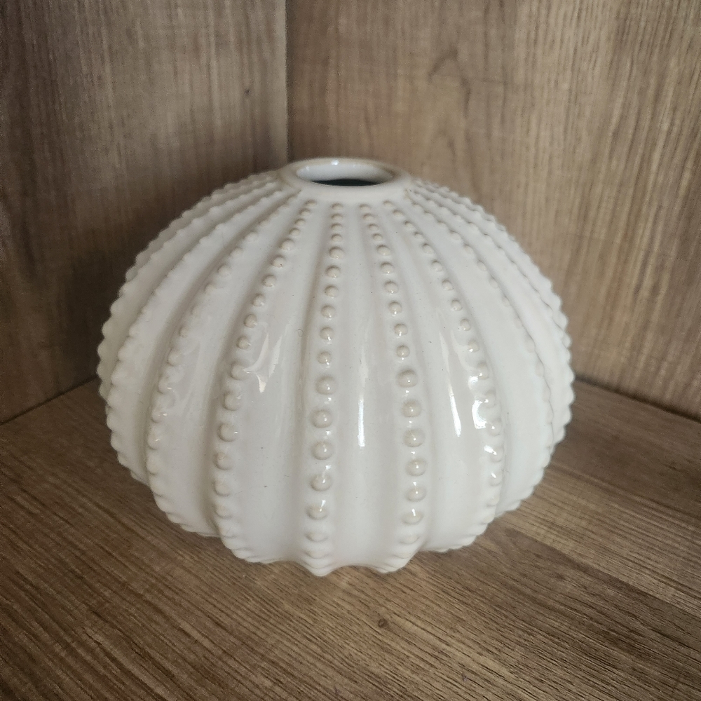 White vase